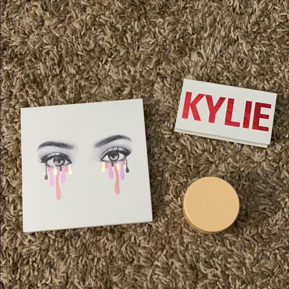 Kylie Cosmetics Bundle
